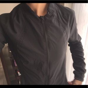 🍋 lululemon jacket